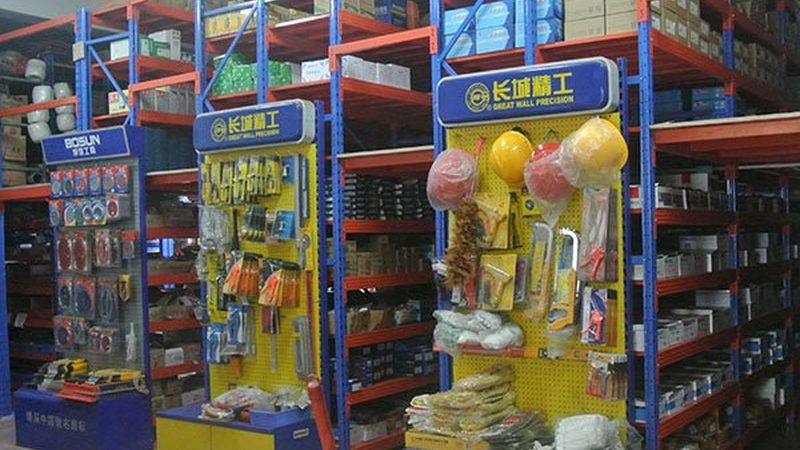 发动机外部除油剂与清洁剂：如何区分它们的功能与适用场景